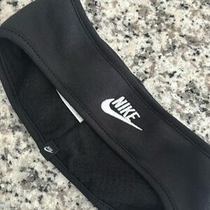 NWT Nike Youth Unisex headband